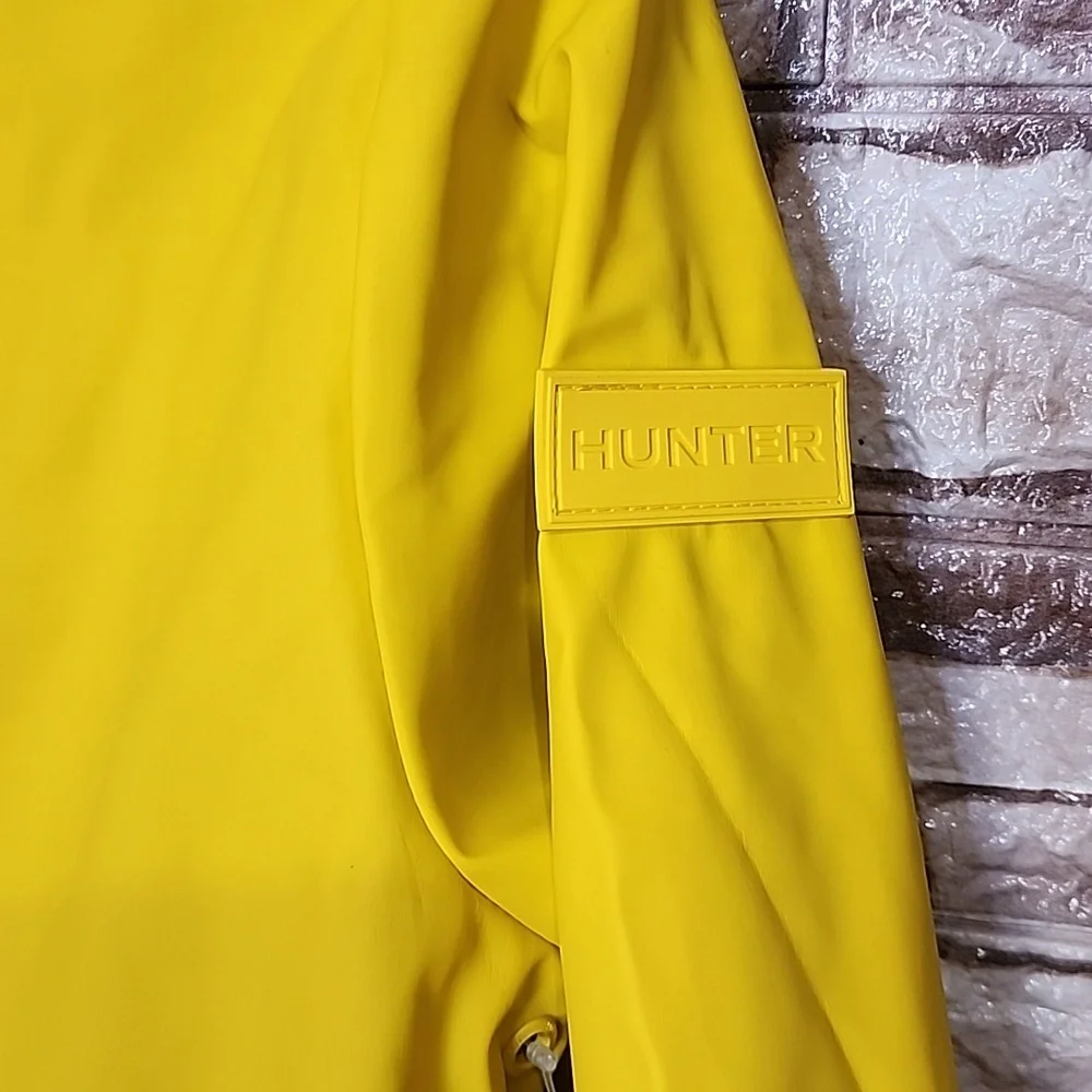 Hunter Kids Bright Yellow Hooded Raincoat Jacket  Brand New